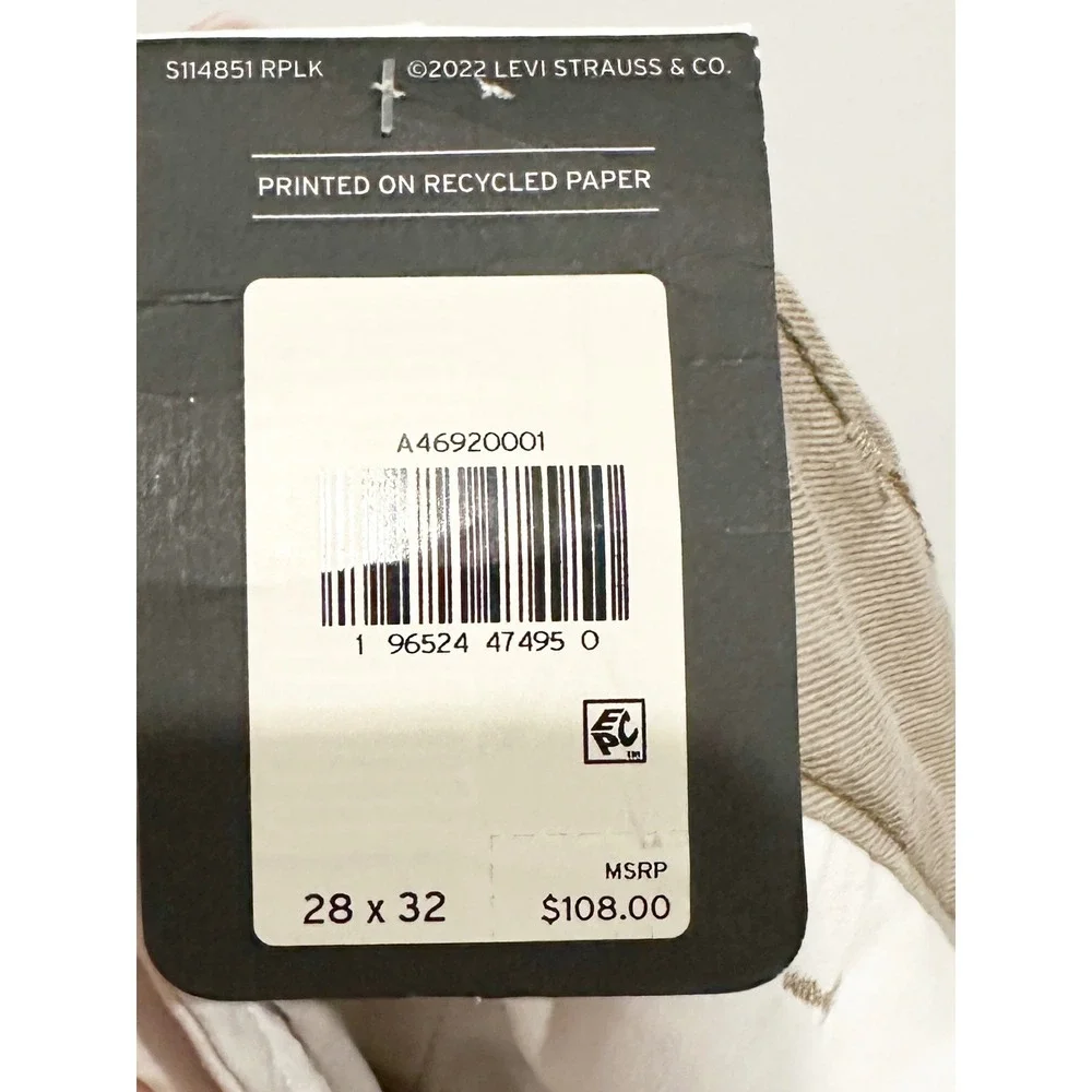 NWT Levi's HR Pleated Trouser in Cobblestone Size 28x32